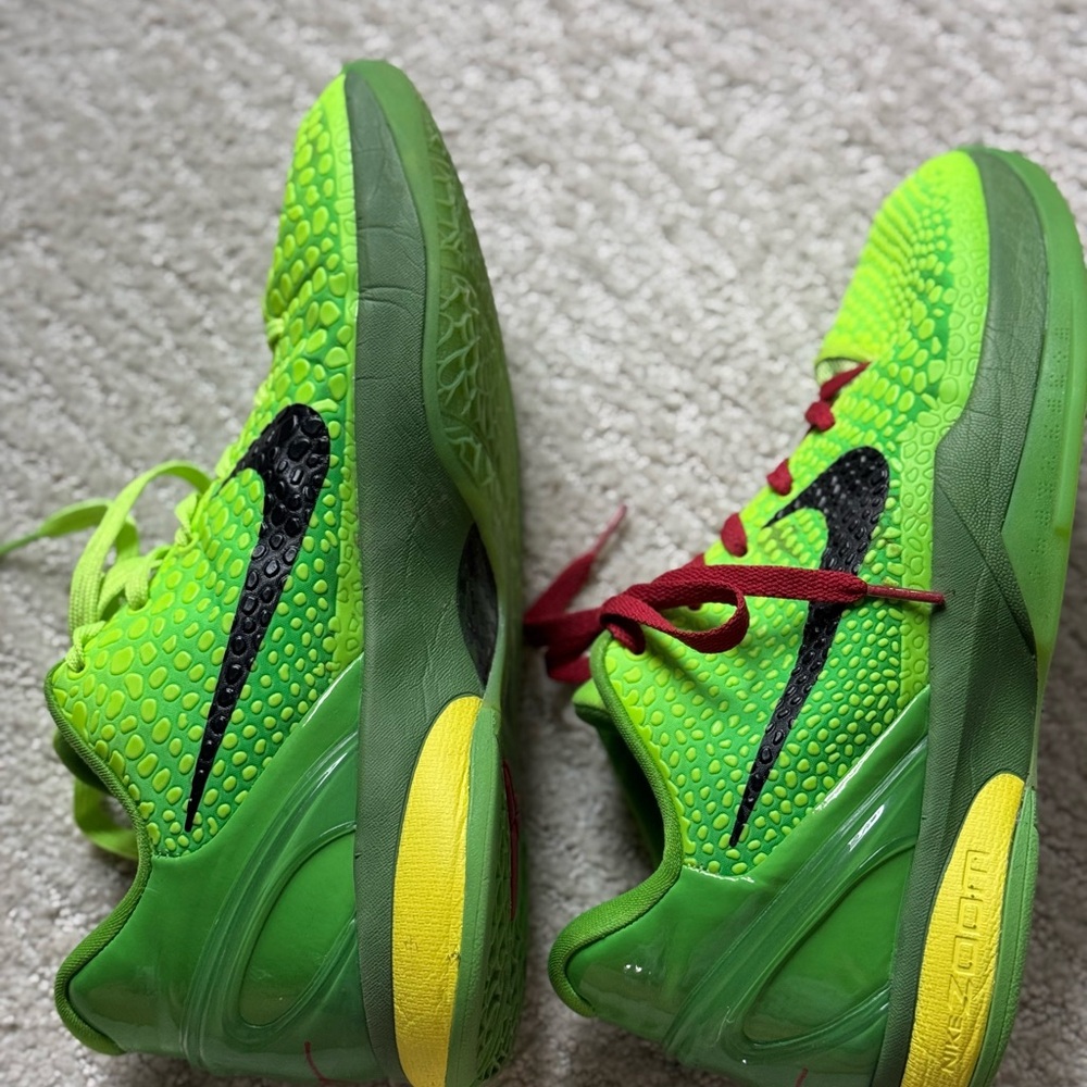 Nike Kobe 6 Grinch Protro Athletic Shoes - image 3
